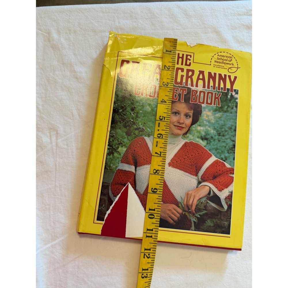 Vintage 1979 The Great Granny Crochet Book Hardcover 76 Patterns Granny Squares - Picture 8 of 11